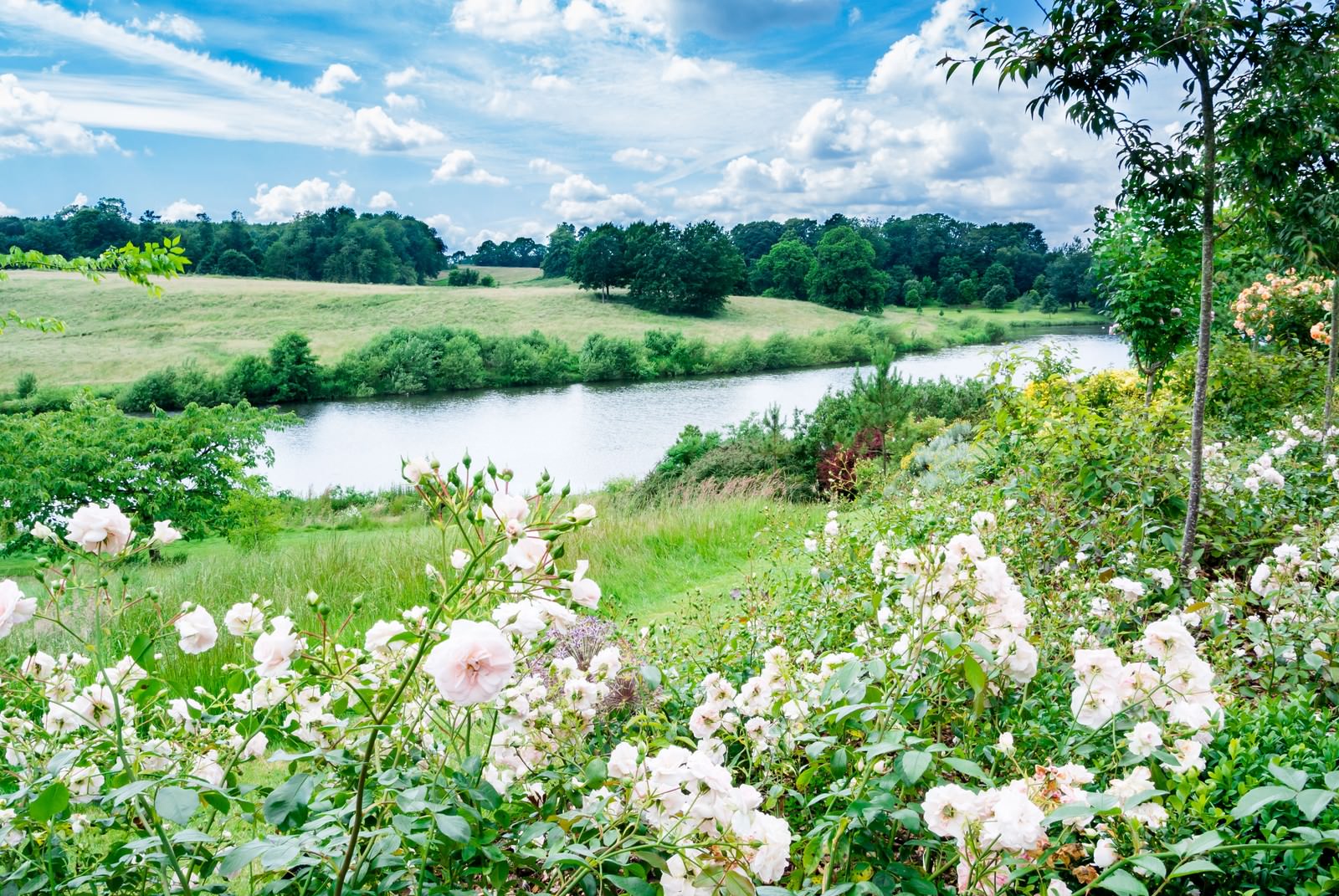 春休みに1週間の短期リゾートバイトはできる?基本の仕組みを解説