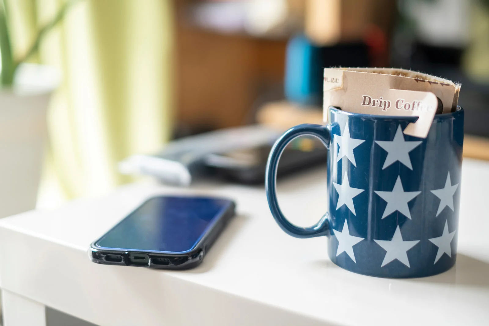 リゾートバイトは携帯なしでも応募できる！連絡方法・手順・稼げる額を徹底解説